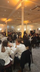 Jeudi - Diner de gala